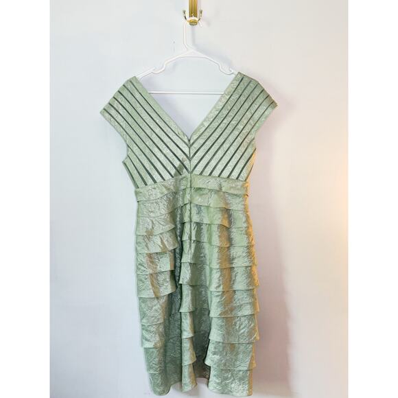 Adrianna Papell Dress size 12 - Picture 4 of 4